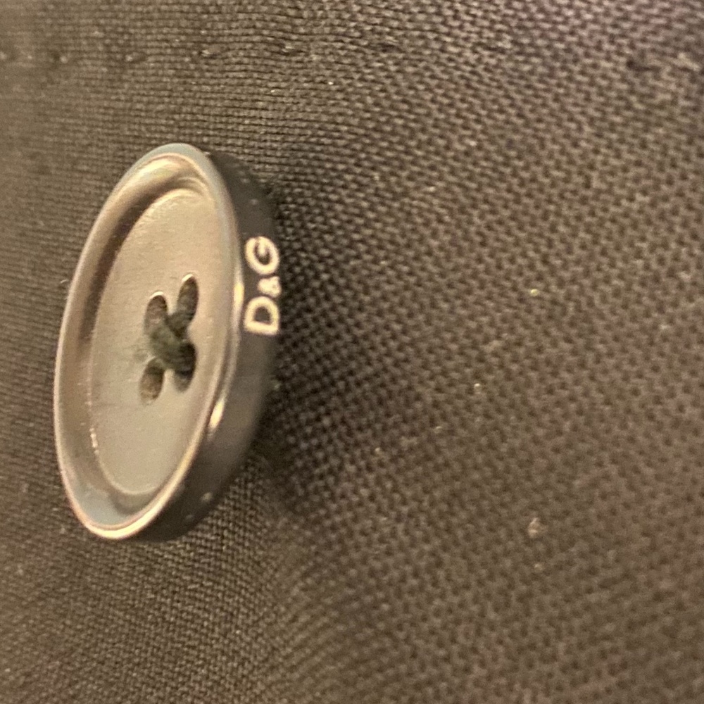 Dolce & Gabbana Black Wool suit - barely worn - Picture 10 of 12